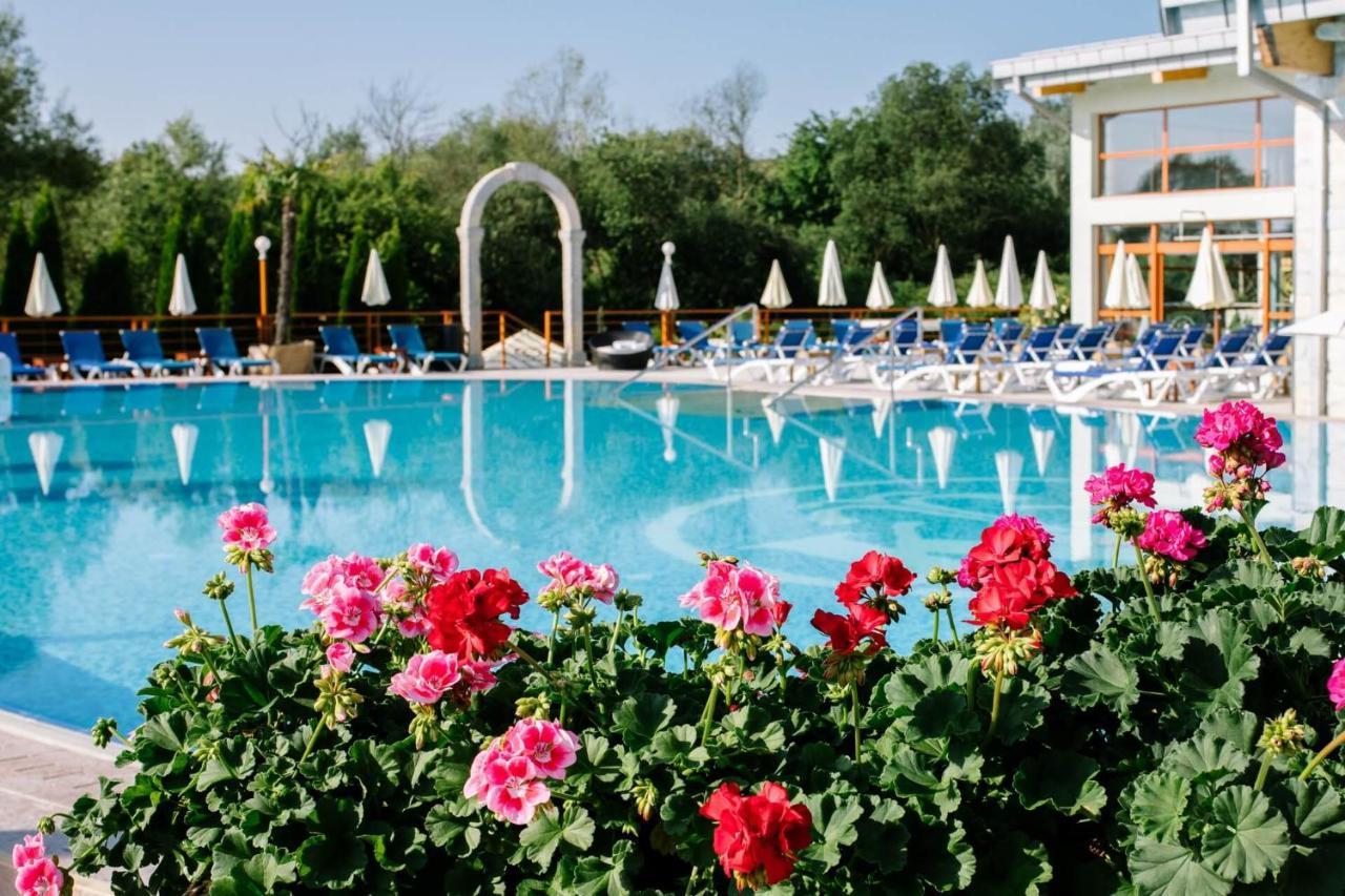 Wellness & Spa Hotel Kaskady Слиач  Экстерьер фото