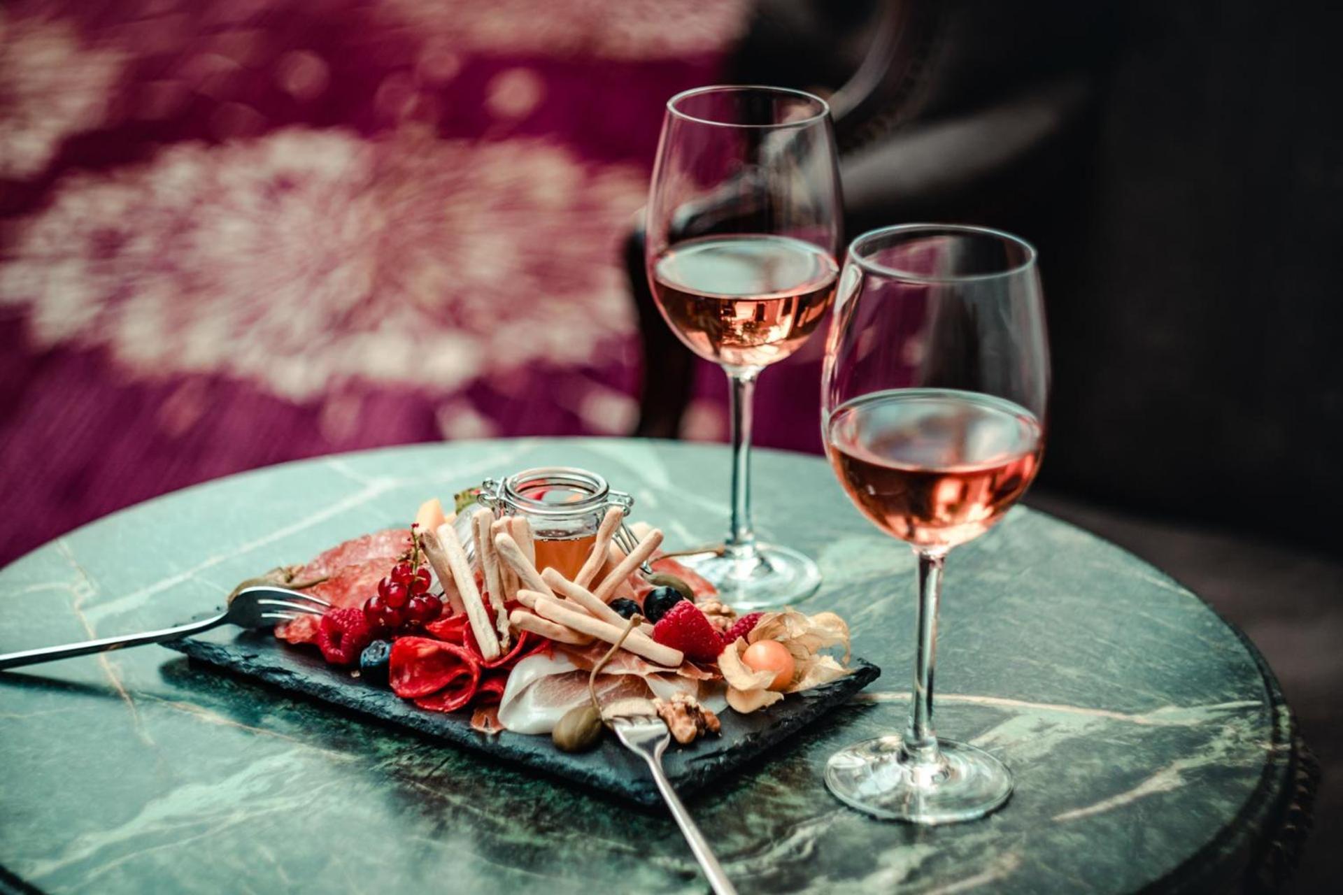 Wellness & Spa Hotel Kaskady Слиач  Экстерьер фото
