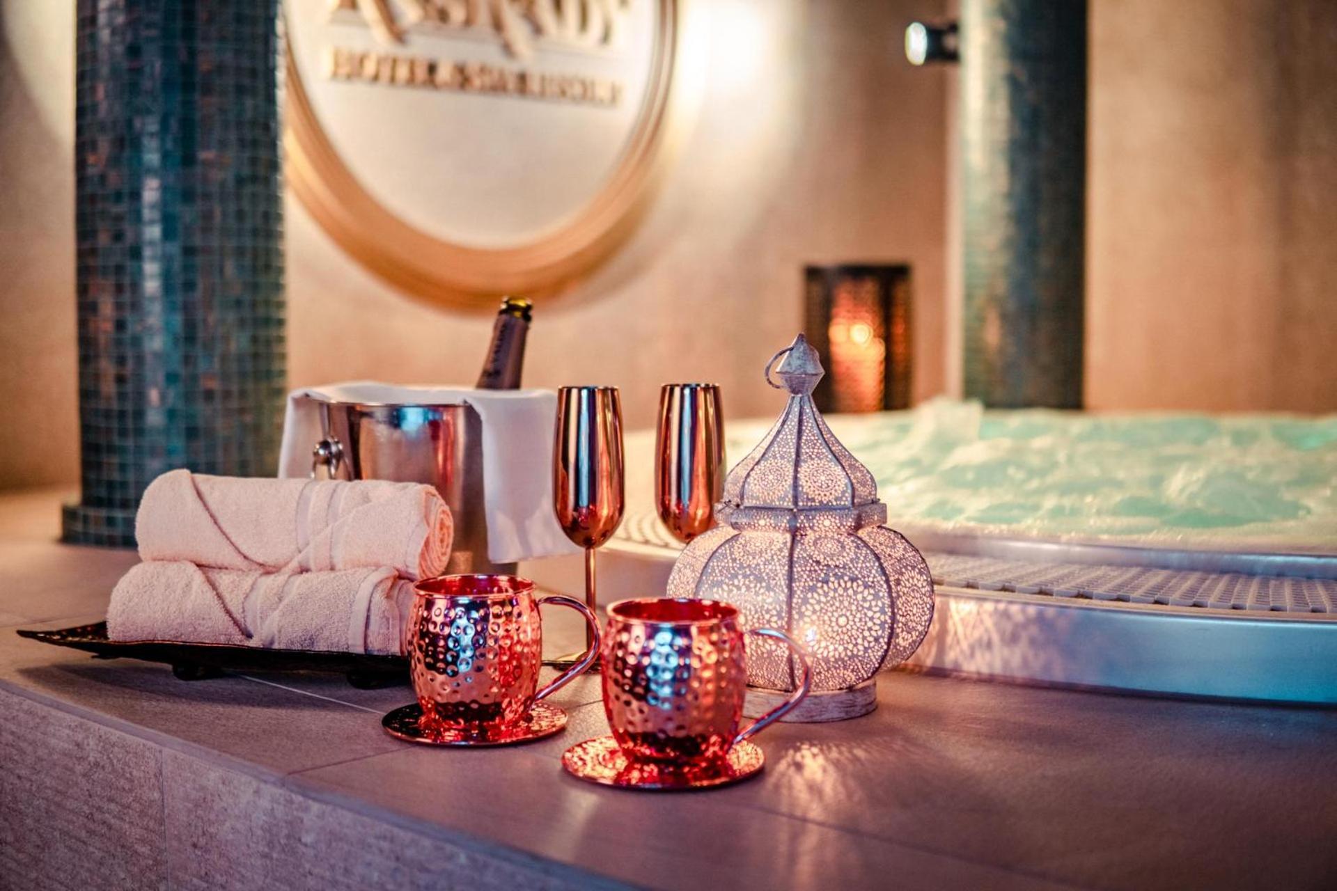 Wellness & Spa Hotel Kaskady Слиач  Экстерьер фото