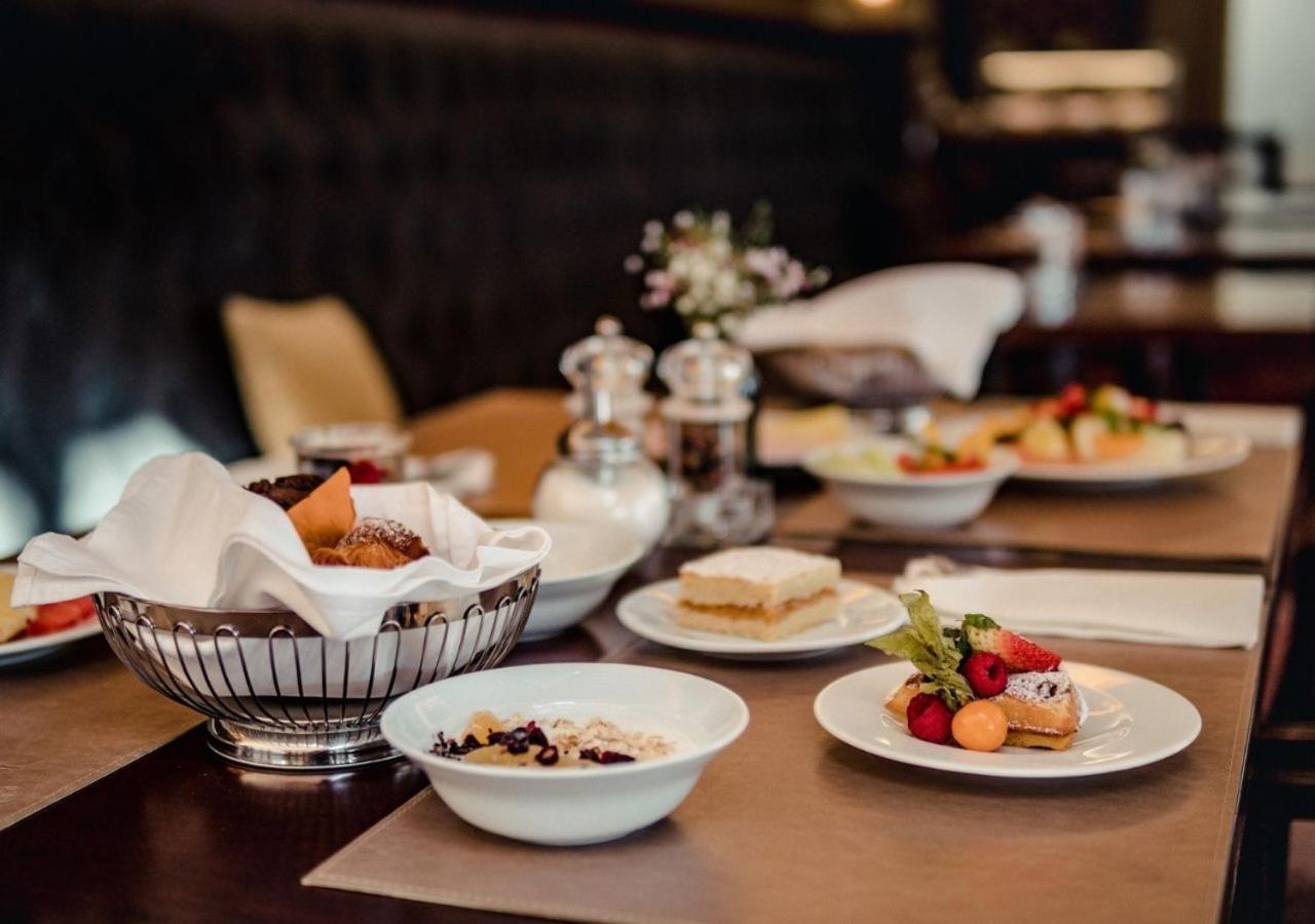 Wellness & Spa Hotel Kaskady Слиач  Экстерьер фото