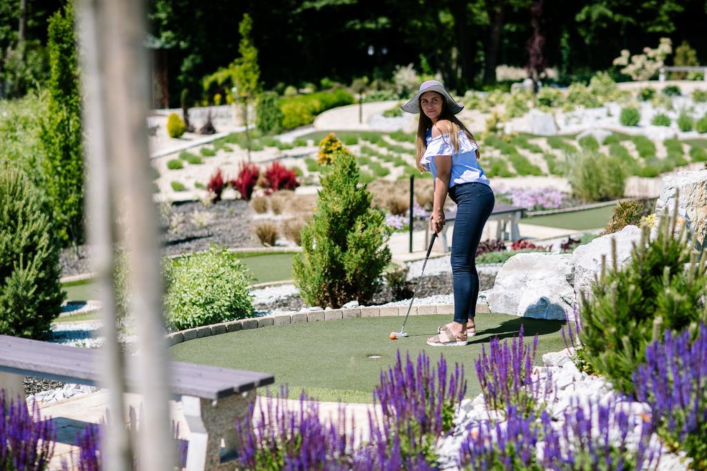 Wellness & Spa Hotel Kaskady Слиач  Экстерьер фото